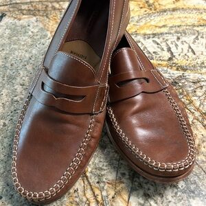 Men’s Johnston and Murphy brown loafers, size 10, medium